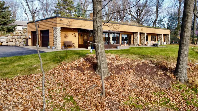 $550,000 | 31479 395th Place, Aitkin, MN 56431