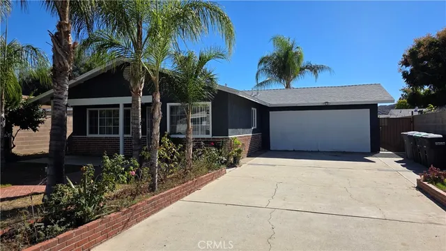 $2,700 | 1153 Johnston Avenue, Hemet, CA 92543