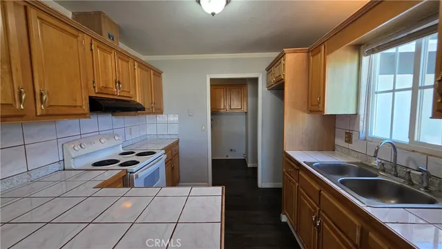 $2,700 | 1153 Johnston Avenue, Hemet, CA 92543