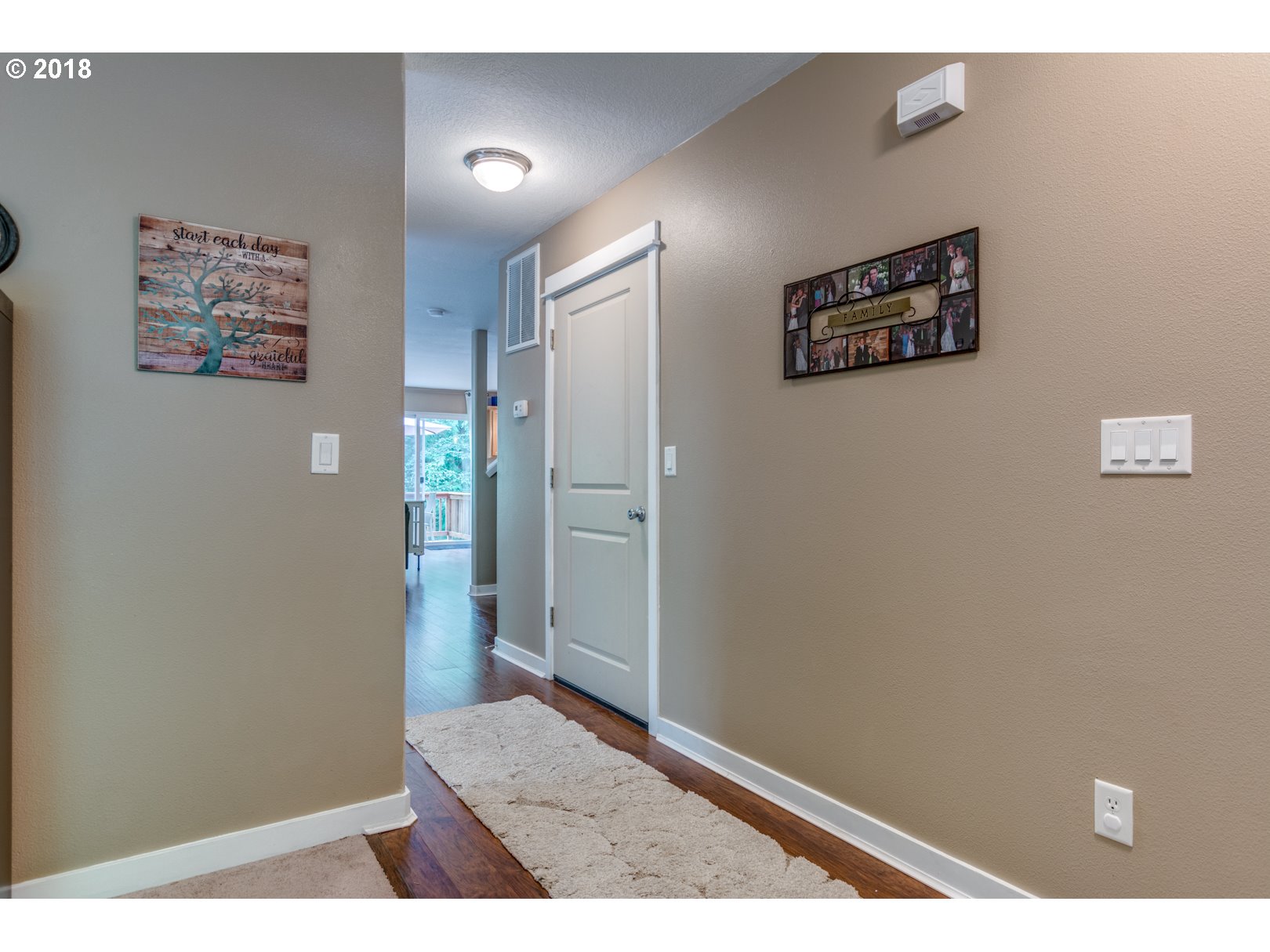 37708 Hamilton Ridge Drive Sandy, OR 97055 - Photo 6 of 32 Gallery Image 6