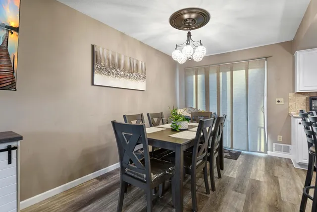 $339,000 | 2059 Roe Crest Drive, North Mankato, MN 56003