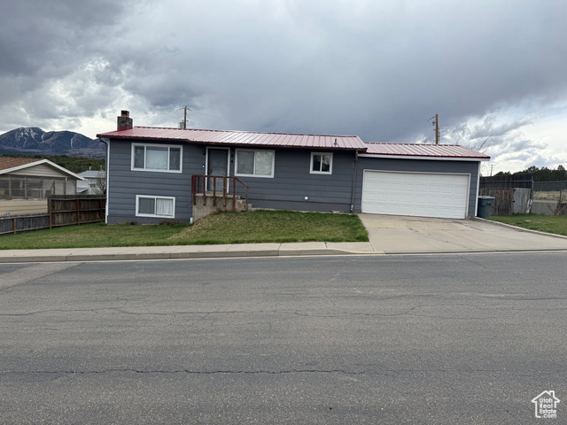 264 Latigo Loop Monticello, UT 84535 - Photo 1 of 30