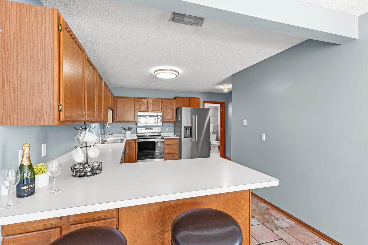 7954 Timber Lake Drive Eden Prairie, MN 55347 - Photo 12 of 27