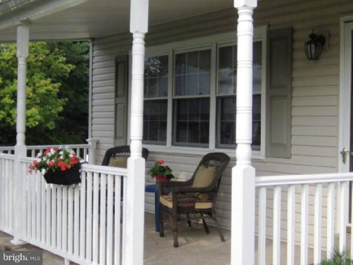 403 Beaver Road Southampton, PA 18966 - Photo 3 of 24 Porch