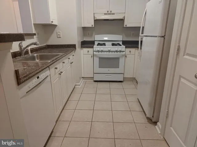 $2,500 | 11353 Aristotle Drive, Unit 8105, Fairfax, VA 22030