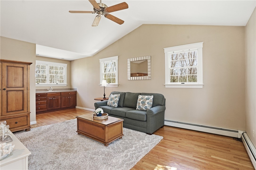 14 High Street Barrington, RI 02806 - Photo 15 of 41