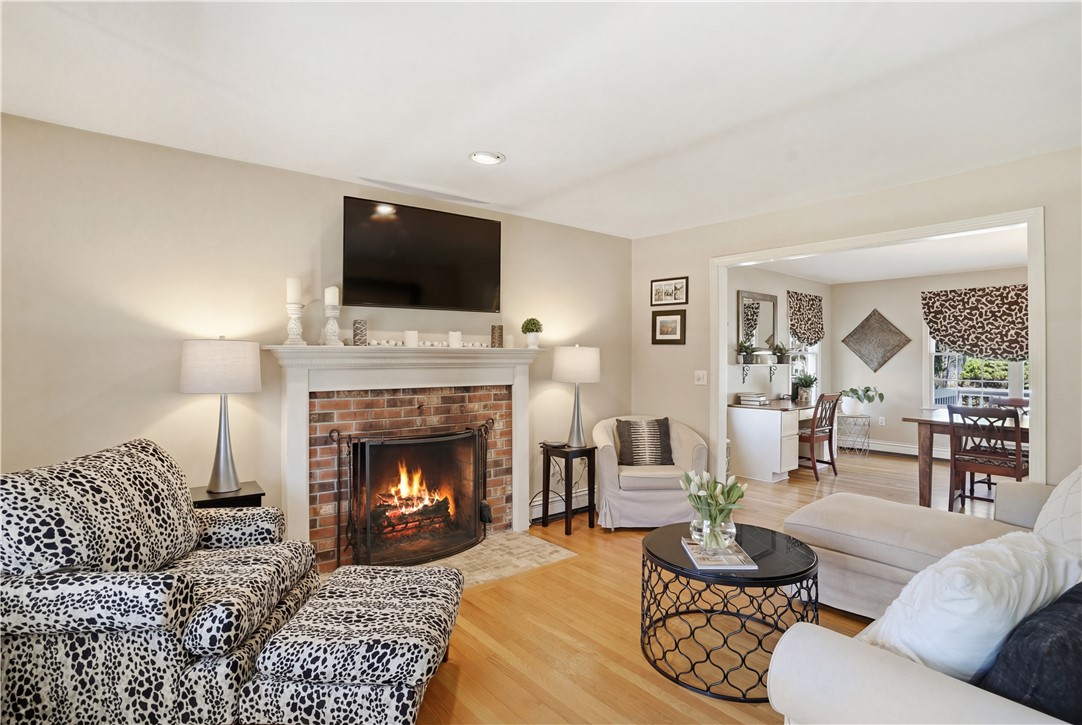 14 High Street Barrington, RI 02806 - Photo 21 of 41