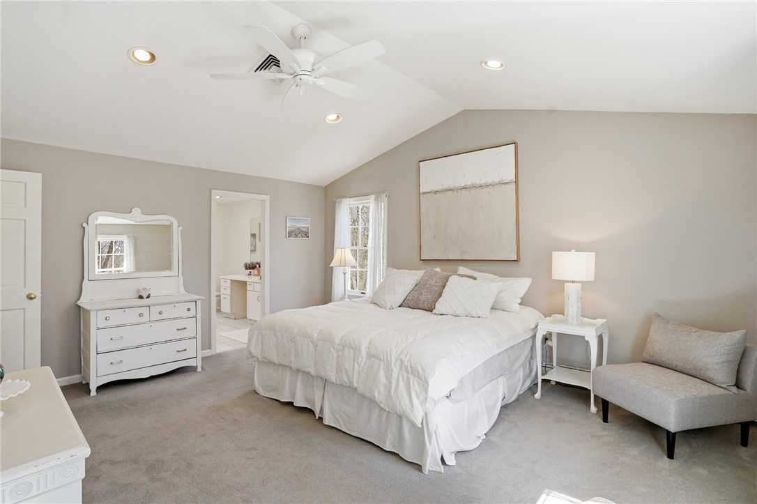 14 High Street Barrington, RI 02806 - Photo 27 of 41