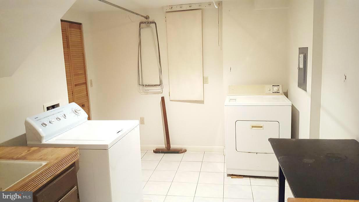 3918 Decatur Avenue Kensington, MD 20895 - Photo 21 of 23 Laundry Room