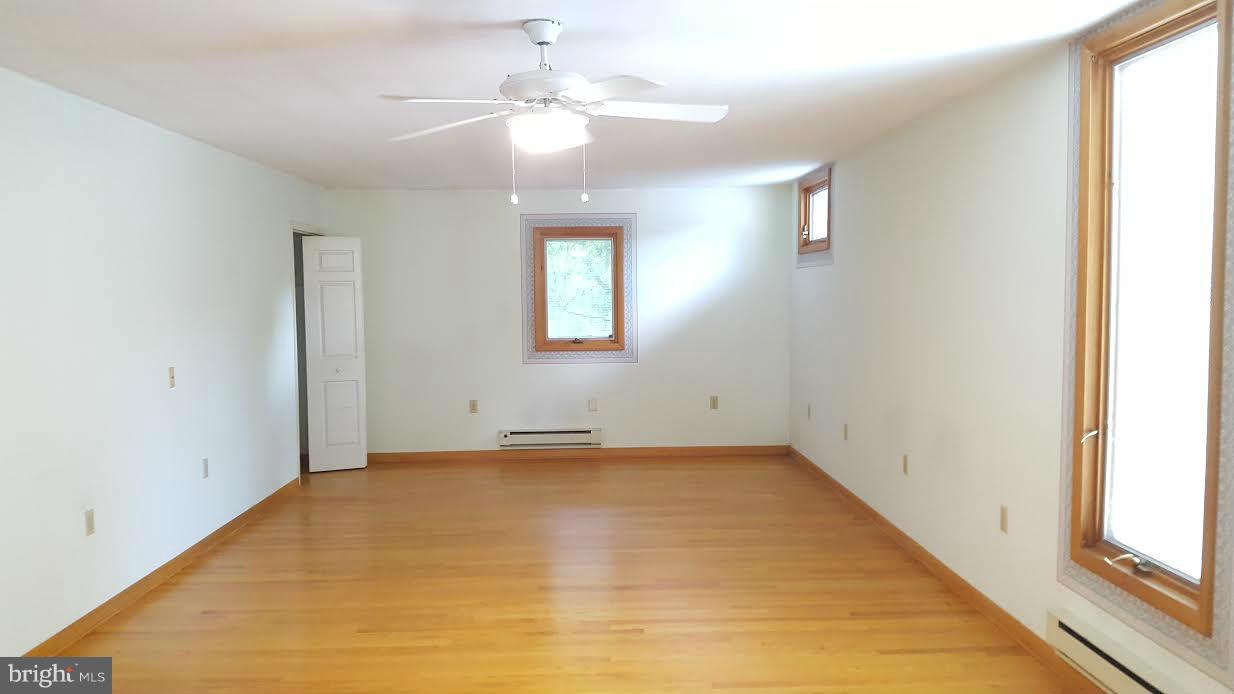 3918 Decatur Avenue Kensington, MD 20895 - Photo 4 of 23 Bedroom (Master)