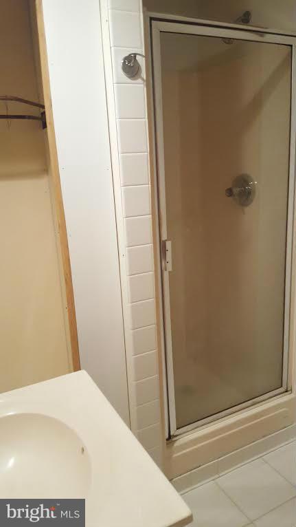3918 Decatur Avenue Kensington, MD 20895 - Photo 9 of 23 Master Bathroom 2