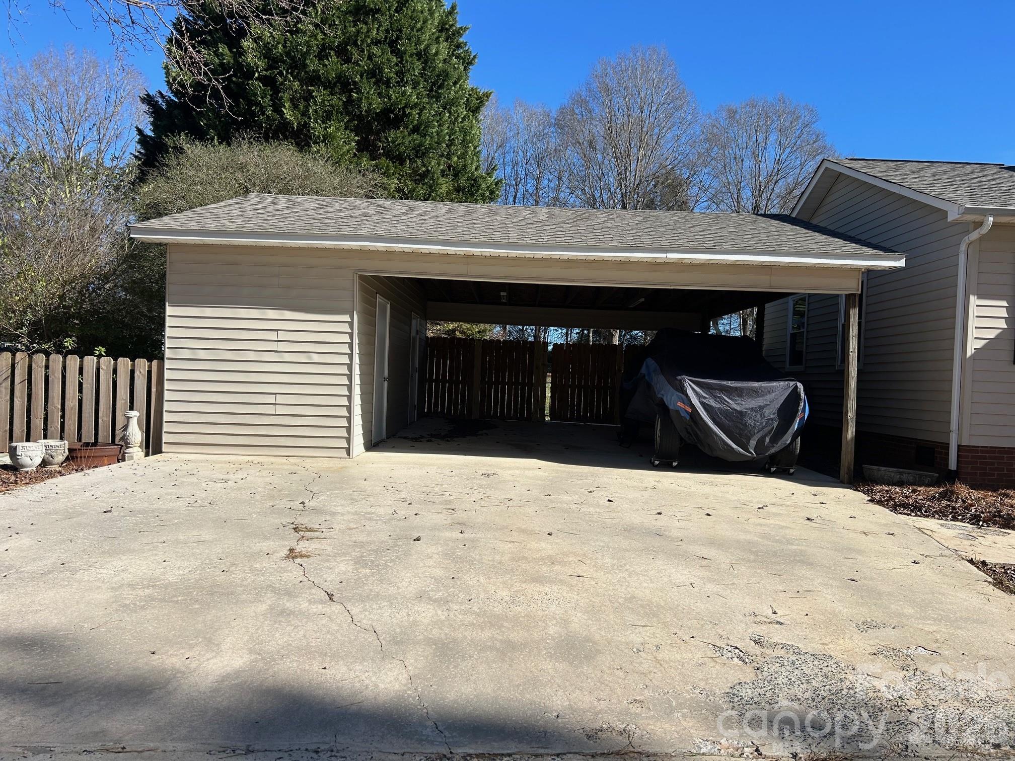 564 South Shiloh Road York, SC 29745 - Photo 23 of 28