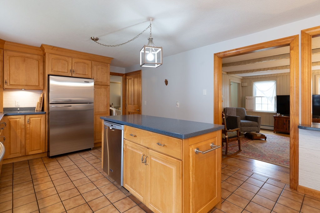 110 Dennison Hill Road Southbridge, MA 01550 - Photo 15 of 42