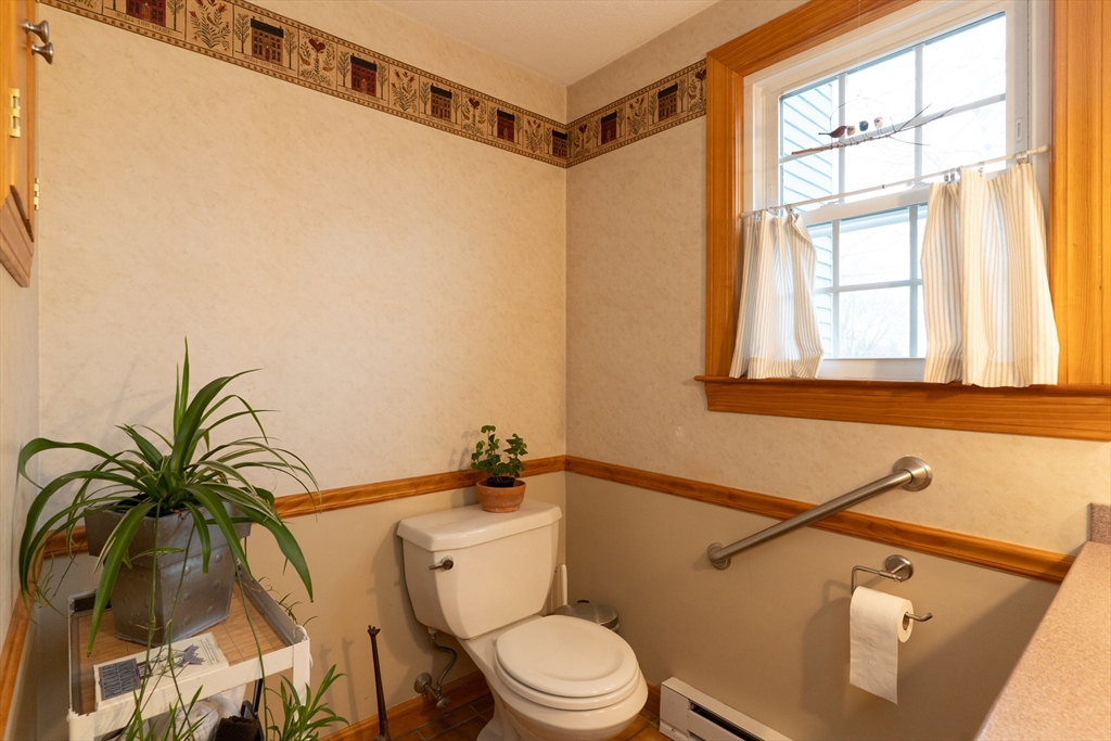 110 Dennison Hill Road Southbridge, MA 01550 - Photo 21 of 42