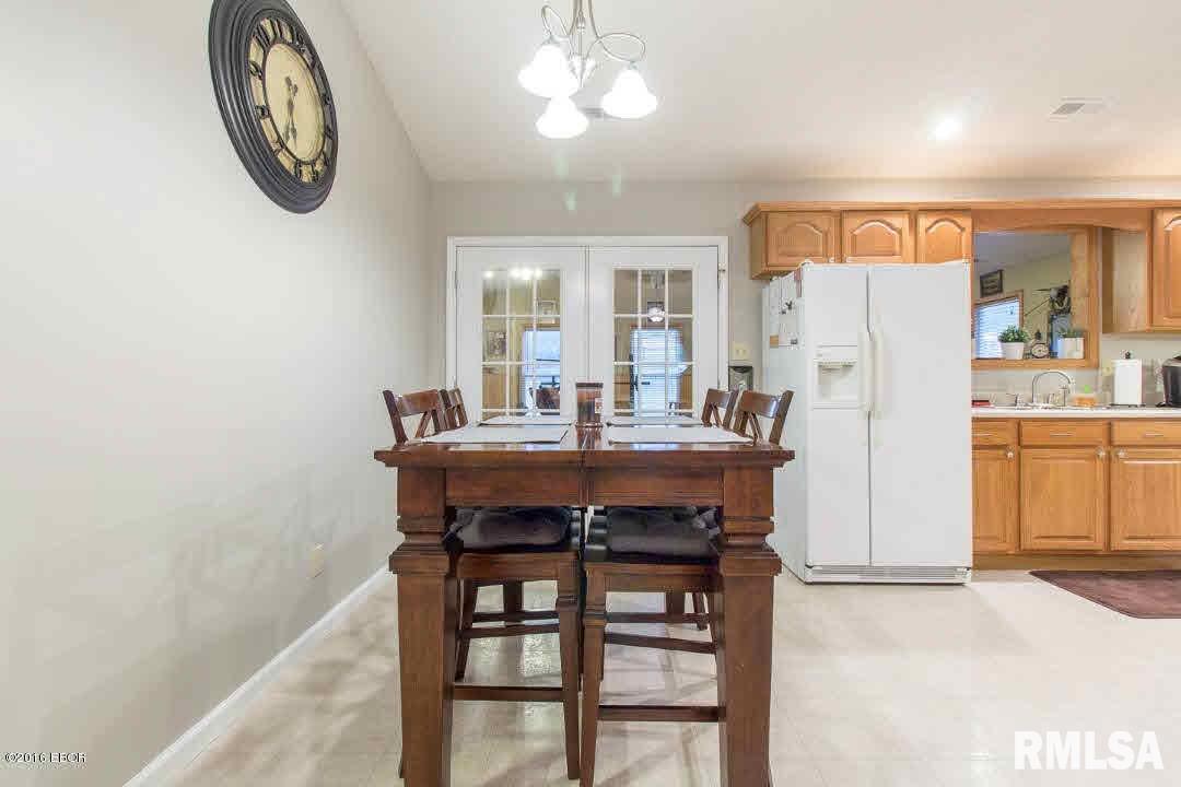 16958 Caplinger Pond Road Marion, IL 62959 - Photo 8 of 22