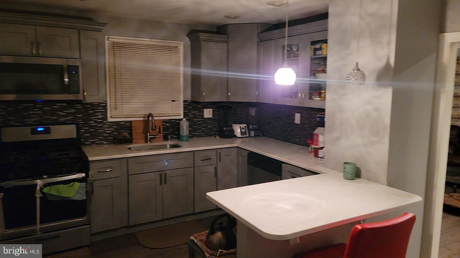 6833 Westridge Road Baltimore, MD 21207 - Photo 3 of 7