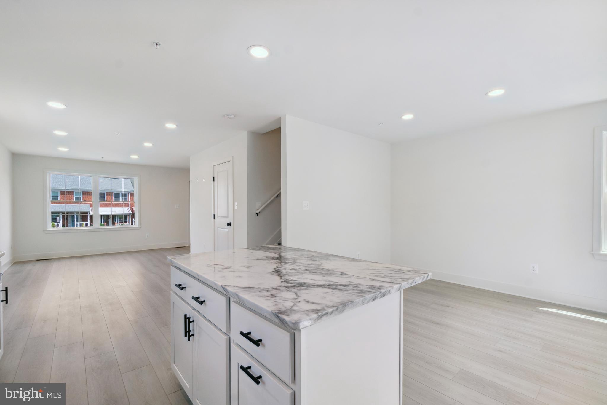 557 Chalcot Square Essex, MD 21221 - Photo 18 of 46