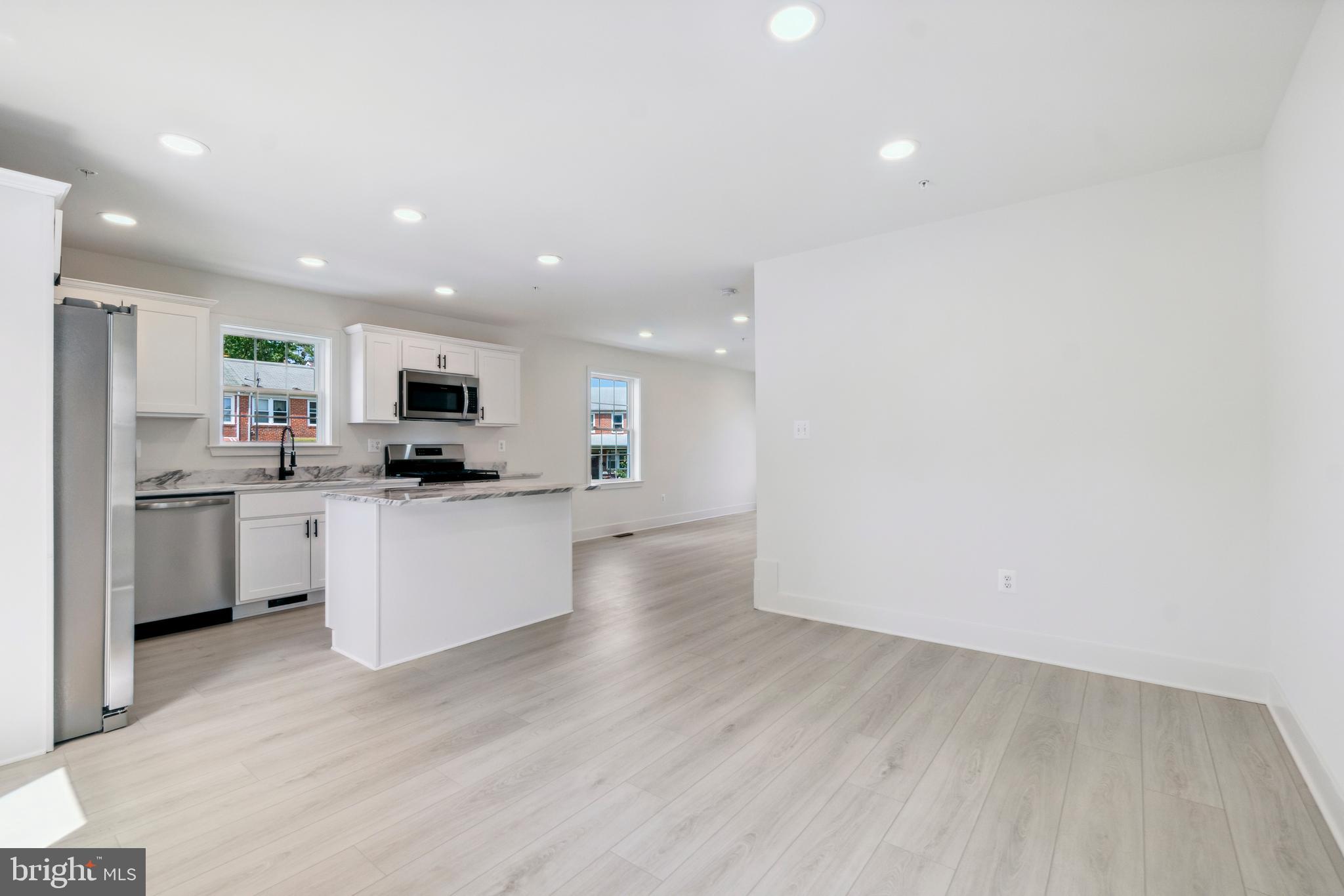 557 Chalcot Square Essex, MD 21221 - Photo 22 of 46