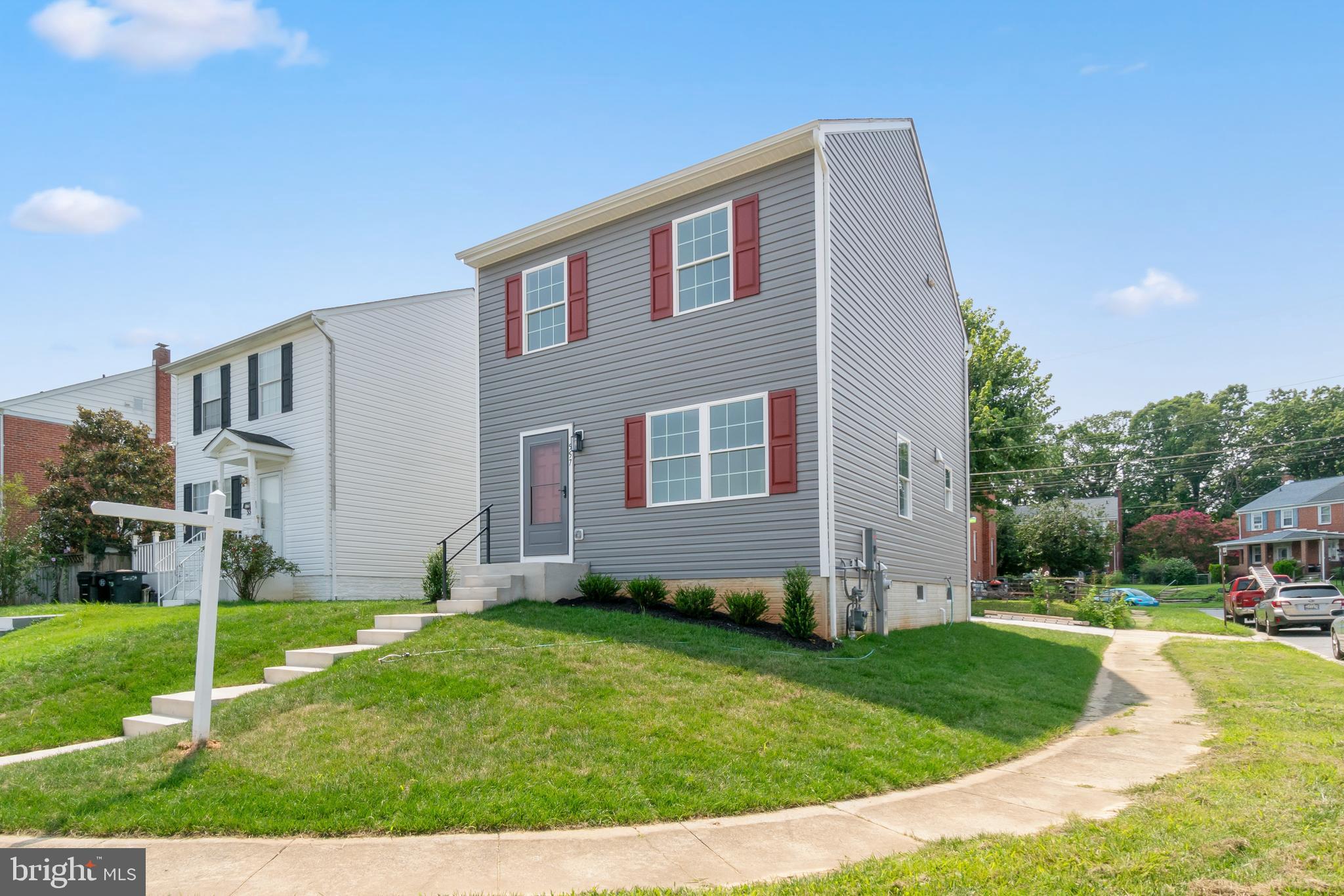 557 Chalcot Square Essex, MD 21221 - Photo 3 of 46