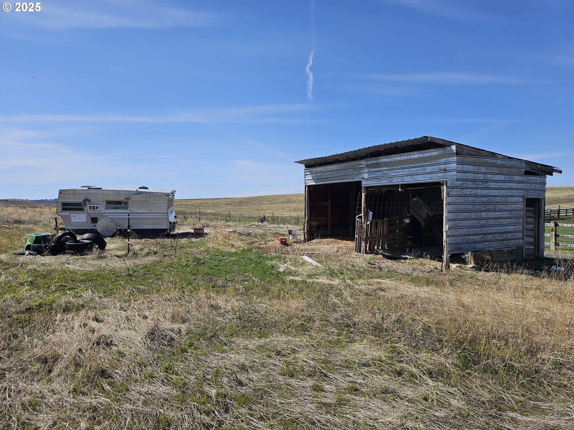 54901 Willow Street Heppner, OR 97836 - Photo 34 of 39 a front view of a house with a yard