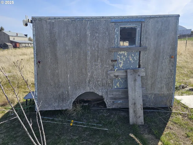 $99,999 | 54901 Willow Street, Heppner, OR 97836