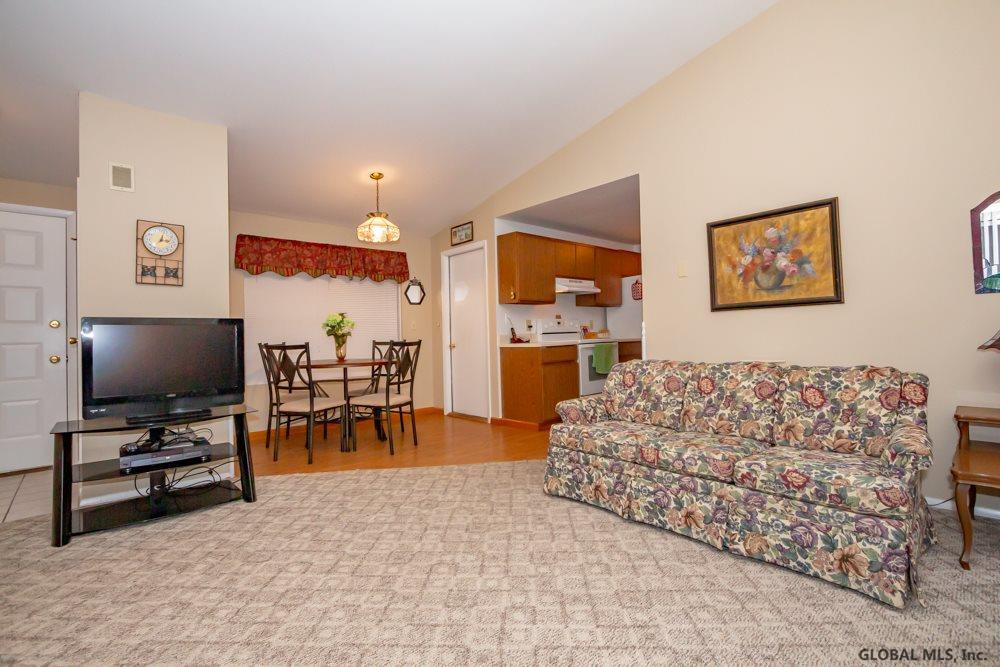 71 Thimbleberry Road Malta, NY 12020 - Photo 3 of 25 Photo 3