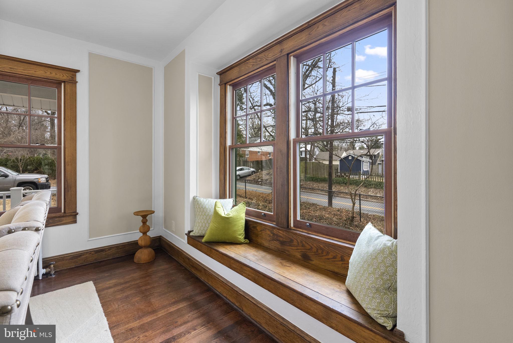 9403 Warren Street Silver Spring, MD 20910 - Photo 13 of 46