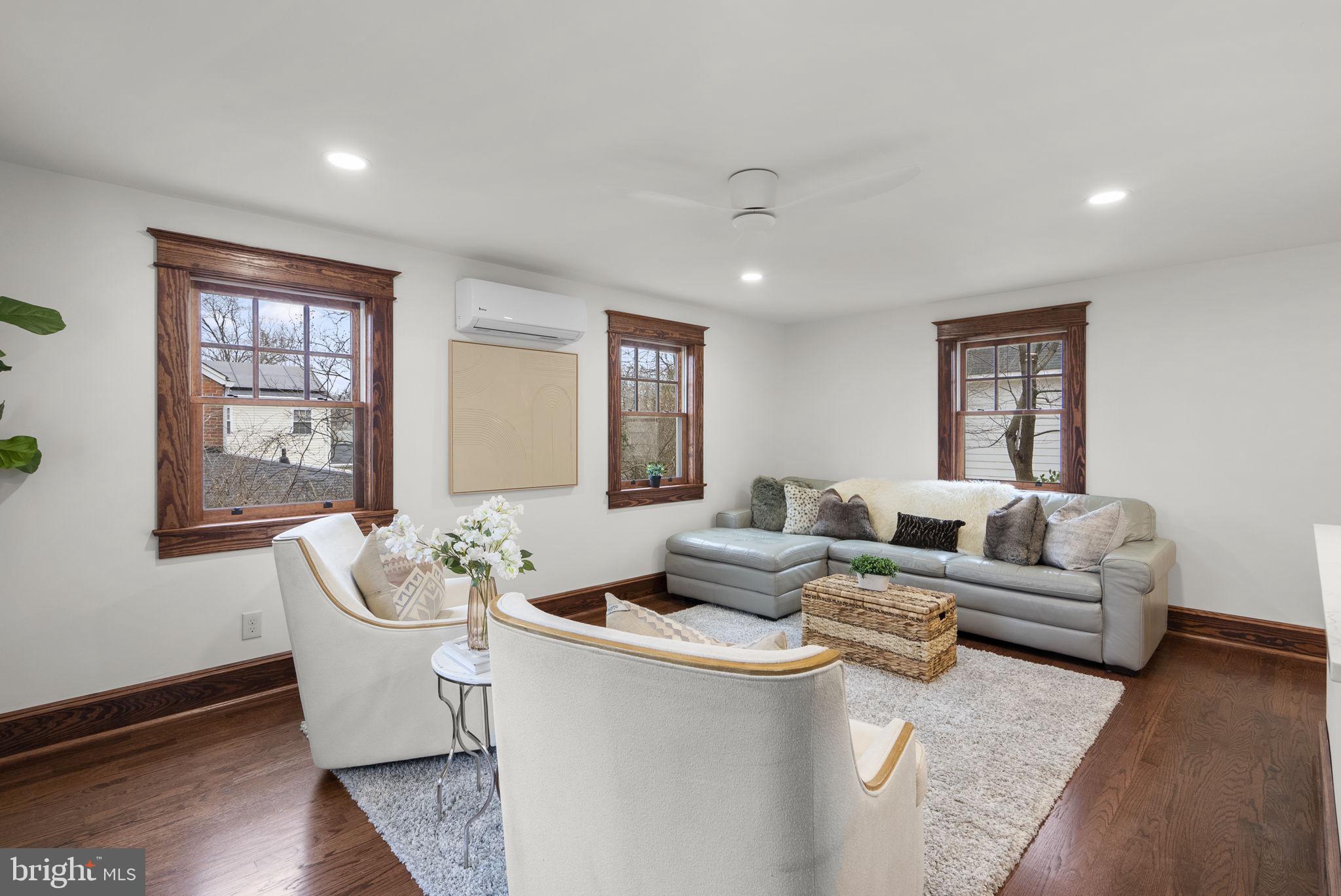 9403 Warren Street Silver Spring, MD 20910 - Photo 18 of 46