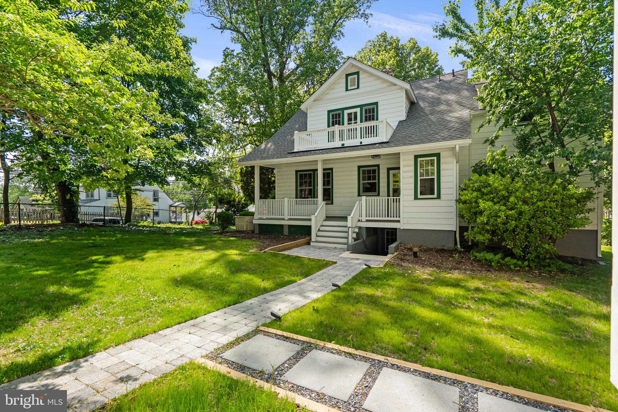 9403 Warren Street Silver Spring, MD 20910 - Photo 2 of 46