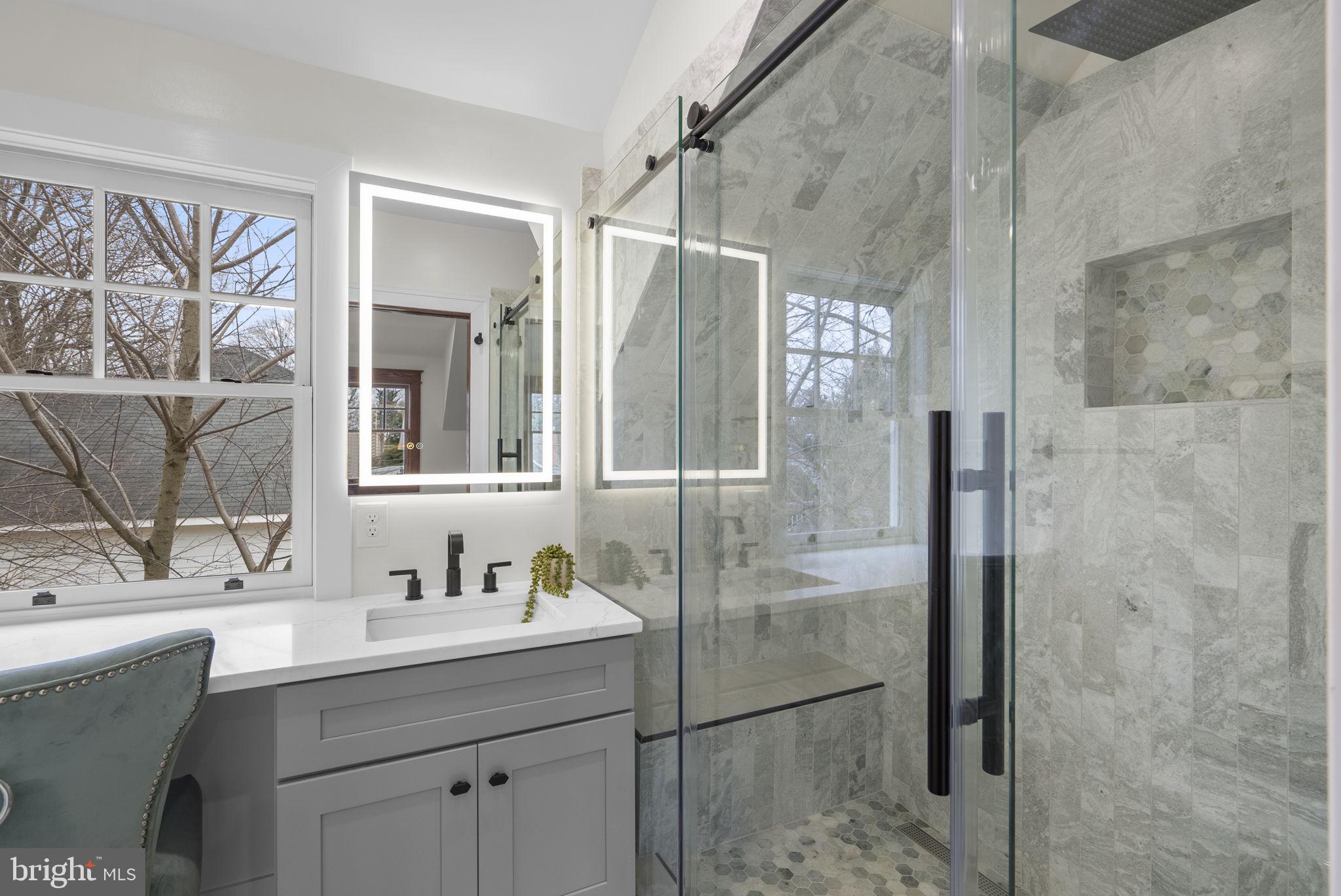 9403 Warren Street Silver Spring, MD 20910 - Photo 21 of 42