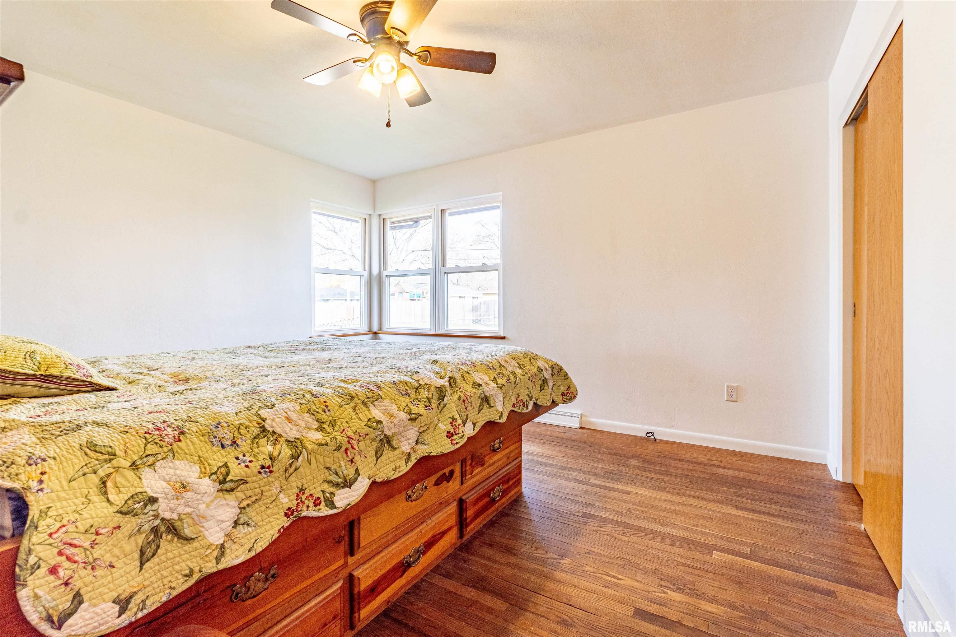 2702 Daycor Divide Peoria, IL 61607 - Photo 9 of 25