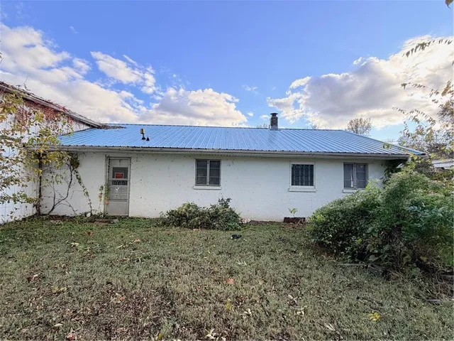 $75,000 | 424 East Walnut Street, Rich Hill, MO 64779