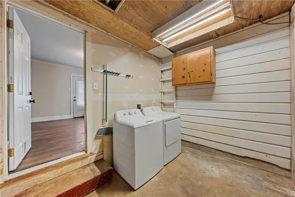 a view of a storage & utility room