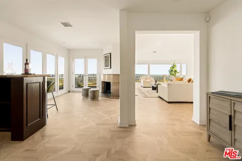 $7,795,000 | 8527 Hedges Way, Los Angeles, CA 90069