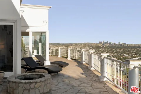 $7,795,000 | 8527 Hedges Way, Los Angeles, CA 90069