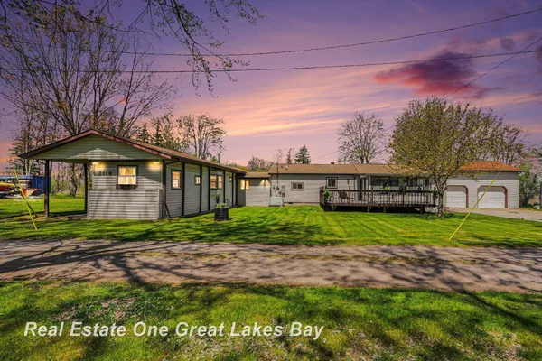 $209,900 | 2118 Lakeview Road, Standish, MI 48658