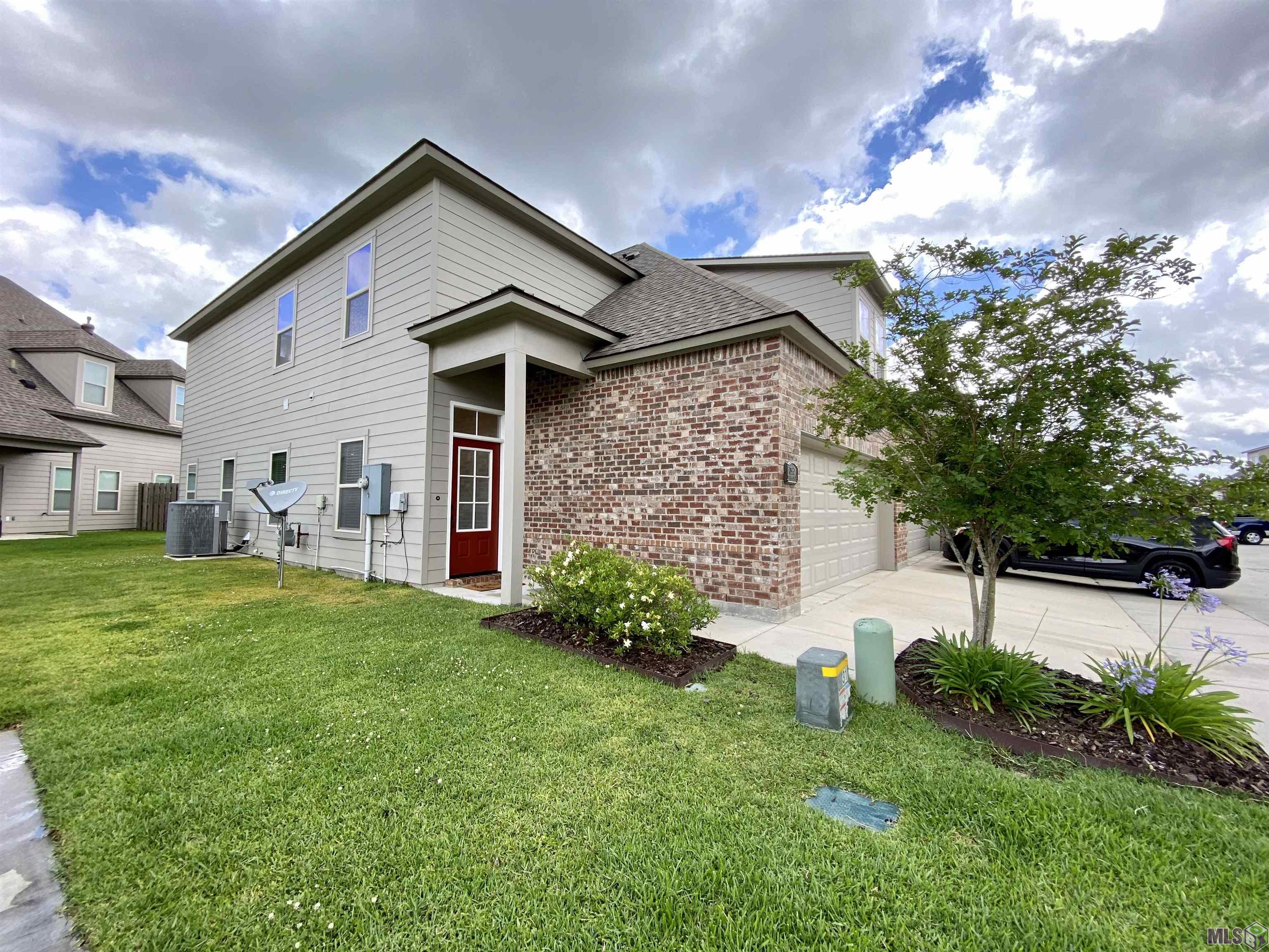 2160 Shadowbrook Drive Baton Rouge, LA 70816 - Photo 2 of 23