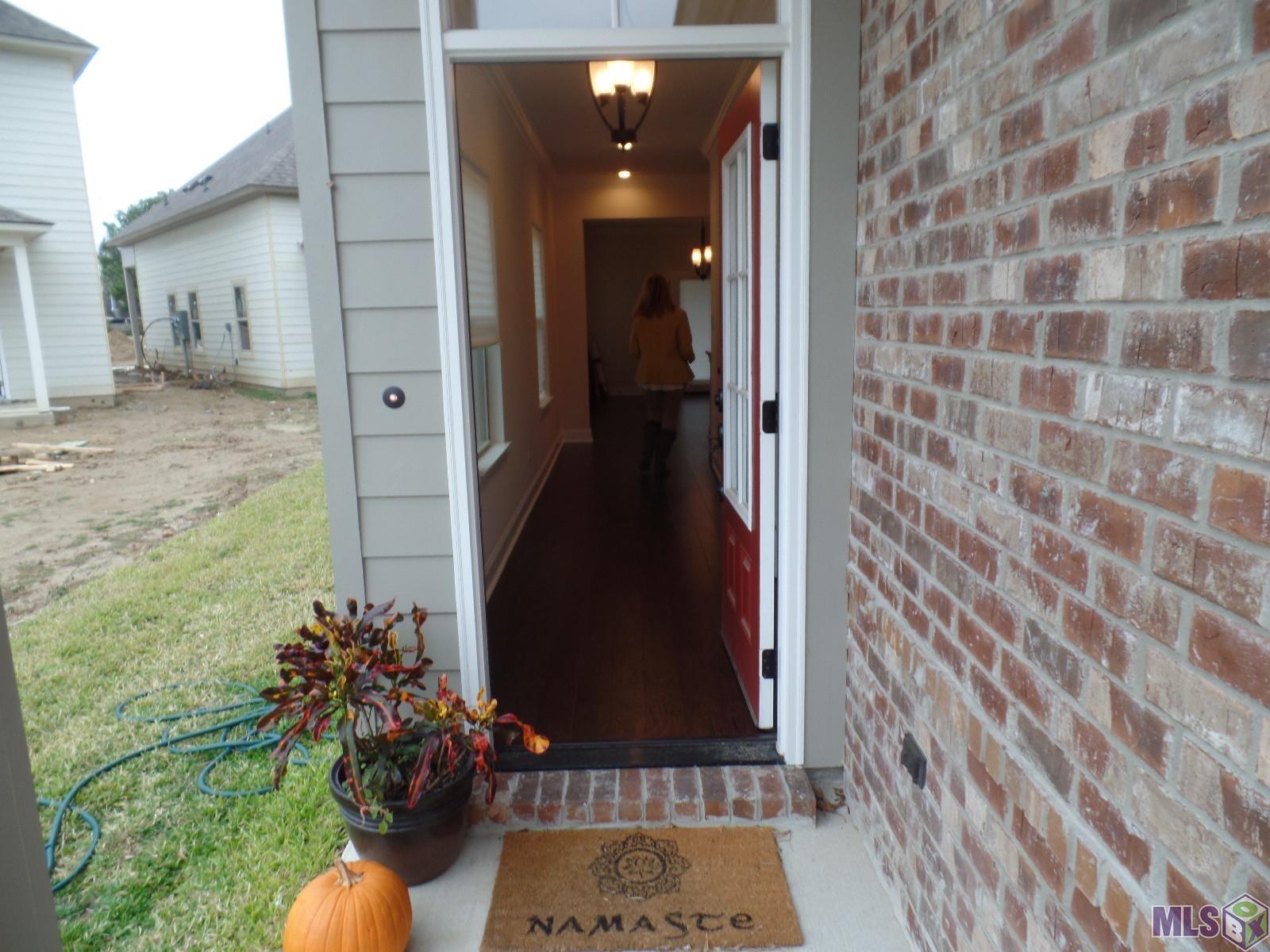 2160 Shadowbrook Drive Baton Rouge, LA 70816 - Photo 3 of 23