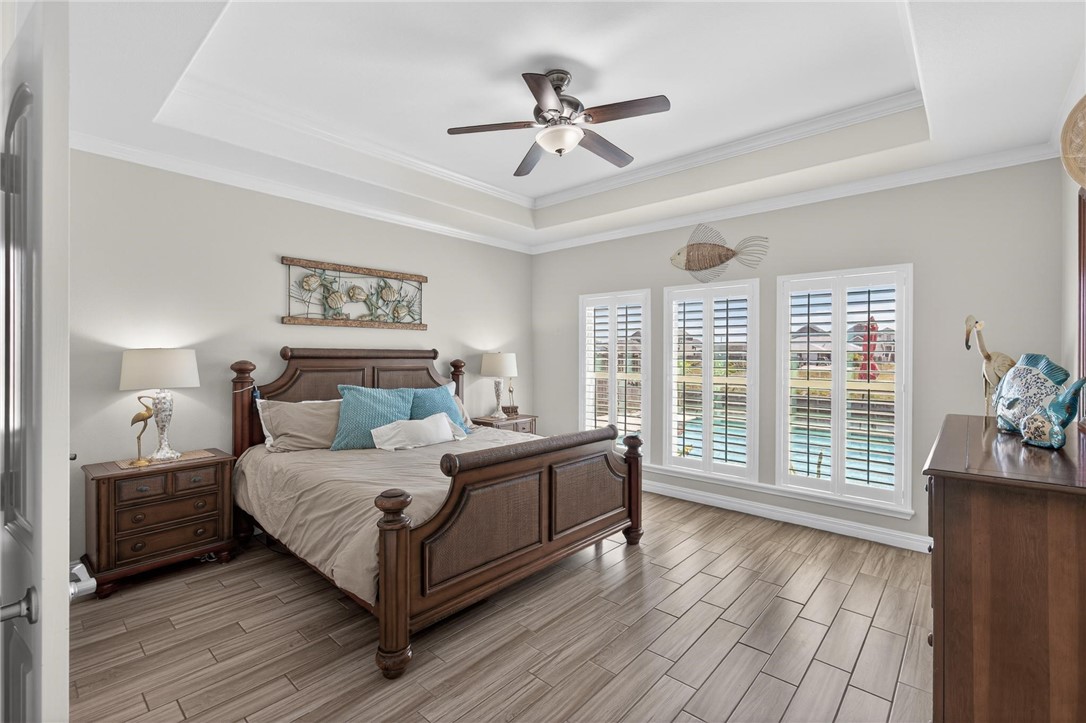 15614 Cuttysark Street Corpus Christi, TX 78418 - Photo 22 of 40 Primary Bedroom