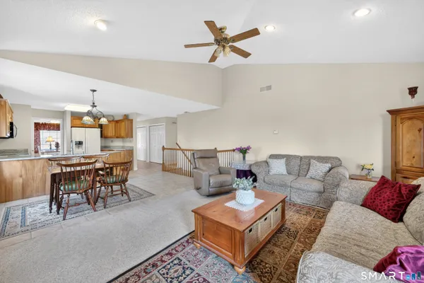 $459,900 | 81 Lakeview Heights, Tolland, CT 06084