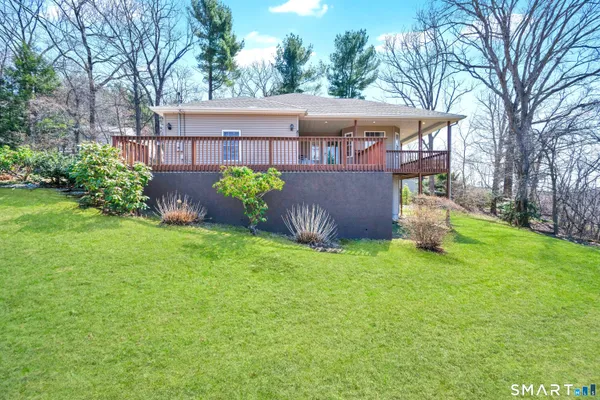 $459,900 | 81 Lakeview Heights, Tolland, CT 06084