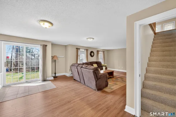 $459,900 | 81 Lakeview Heights, Tolland, CT 06084