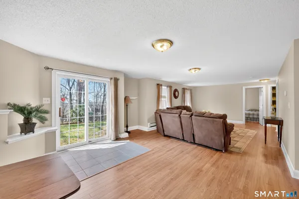 $459,900 | 81 Lakeview Heights, Tolland, CT 06084