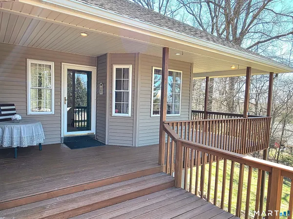 $459,900 | 81 Lakeview Heights, Tolland, CT 06084