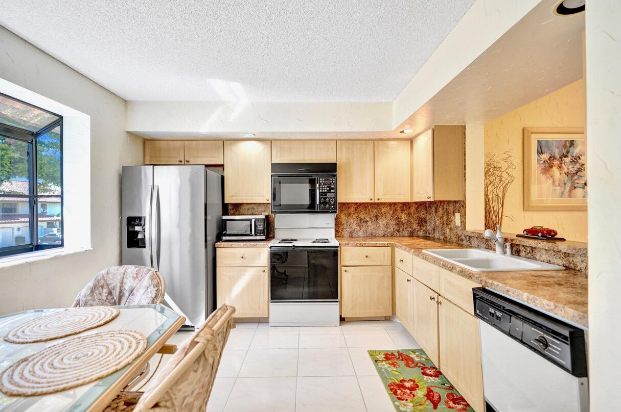 7948 La Mirada Drive Boca Raton, FL 33433 - Photo 14 of 54 7948 La Mirada - 24