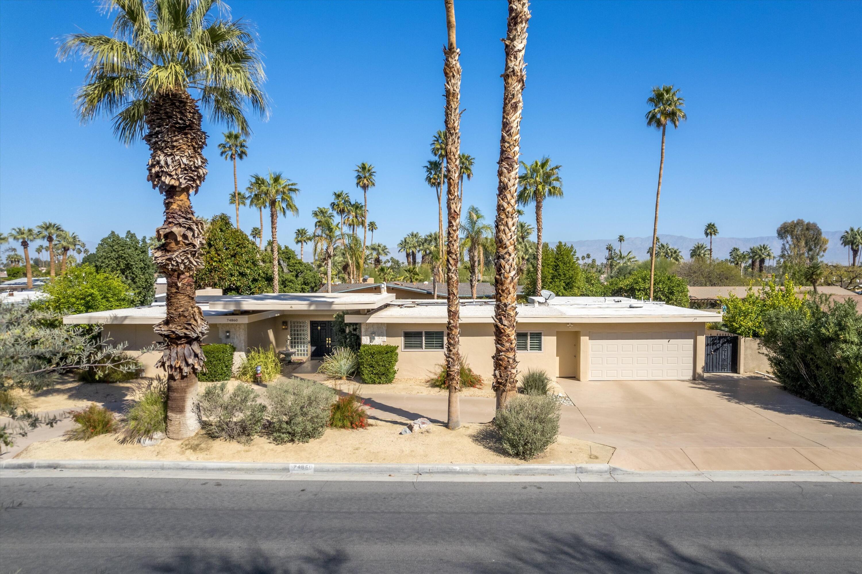 74860 Fairway Drive, Palm Desert, CA 92260 Compass