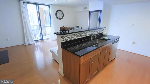 $210,000 | 414 Water Street, Unit 1901, Baltimore, MD 21202