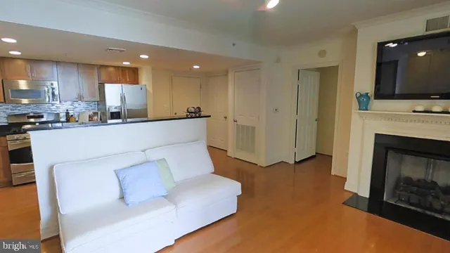 $210,000 | 414 Water Street, Unit 1901, Baltimore, MD 21202