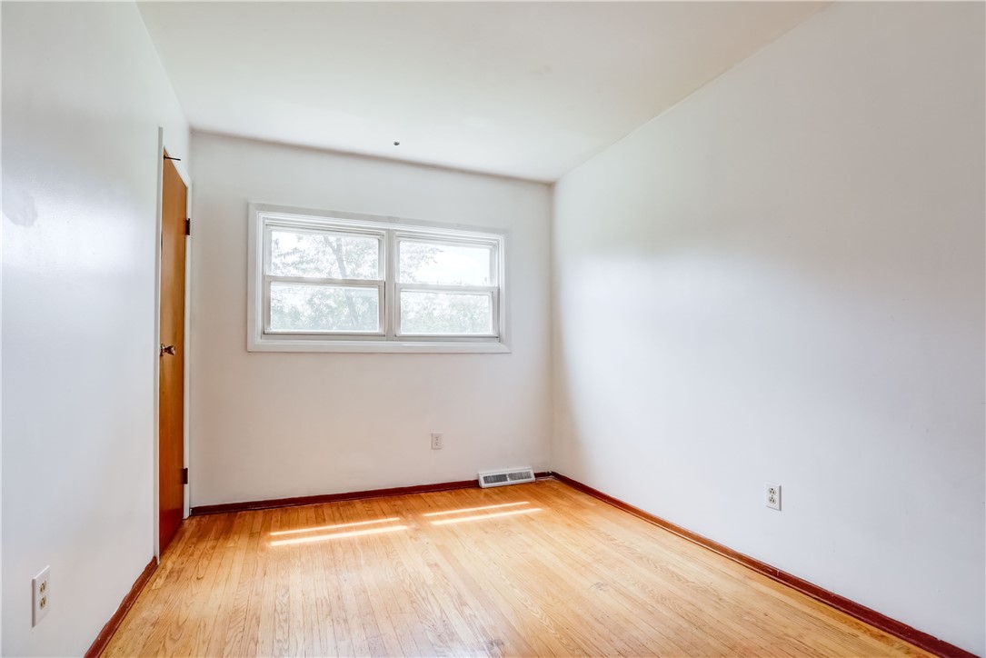 1359 Lehigh Station Road Henrietta, NY 14467 - Photo 11 of 32 Bedroom #1