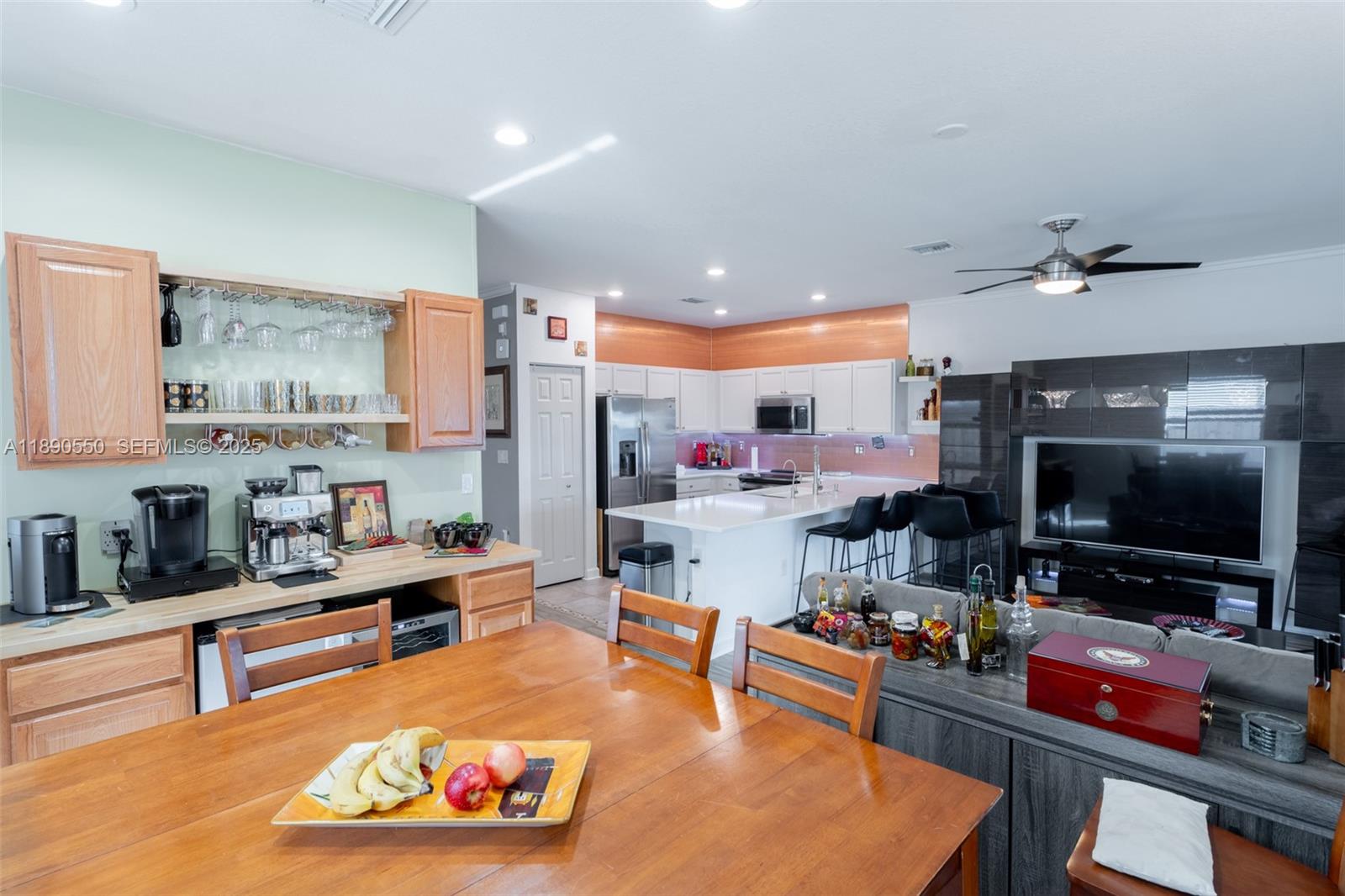 3174 Southeast 3rd Drive Homestead, FL 33033 - Photo 11 of 56